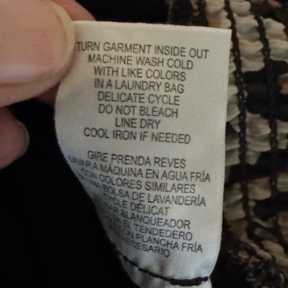 H-122 Democracy‎ Cream Brown & Black Animal Print Ruffle Sleeve Blouse Size XS - Picture 15 of 16